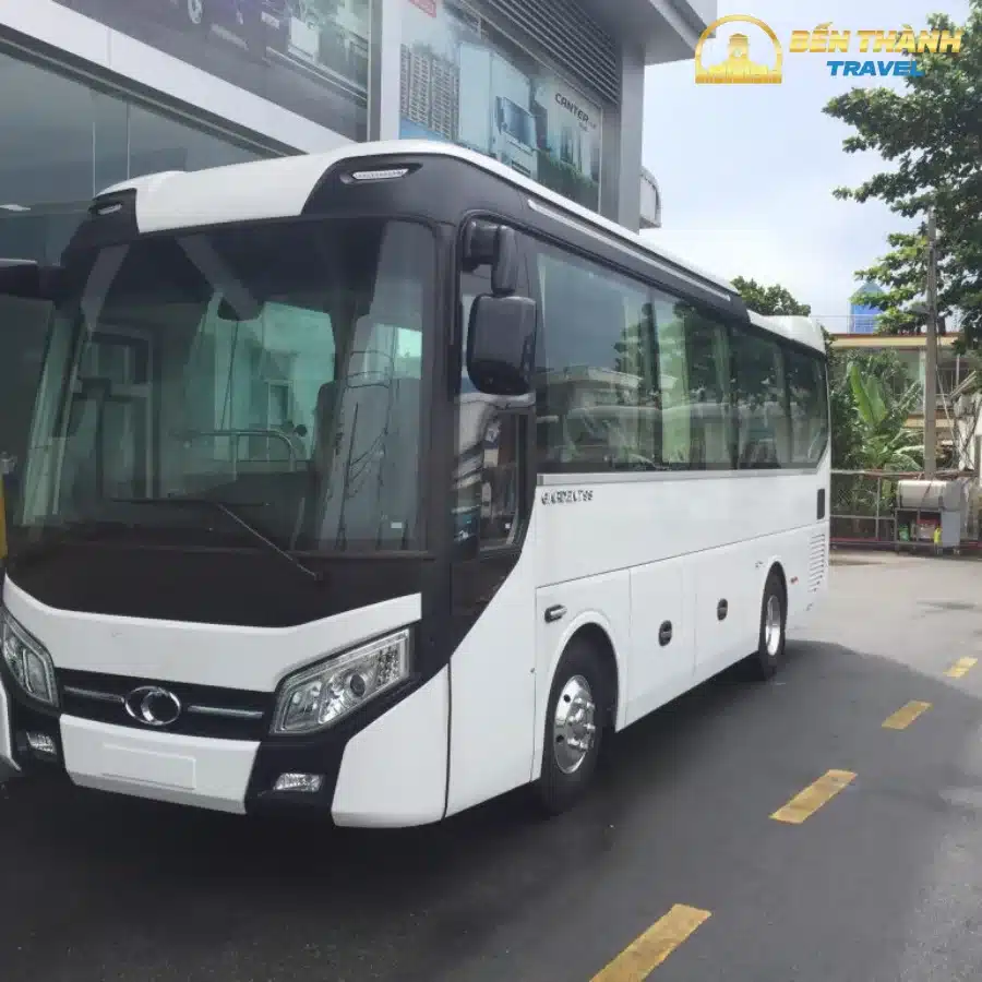 xe khach di sai gon vung tau chay dem 2